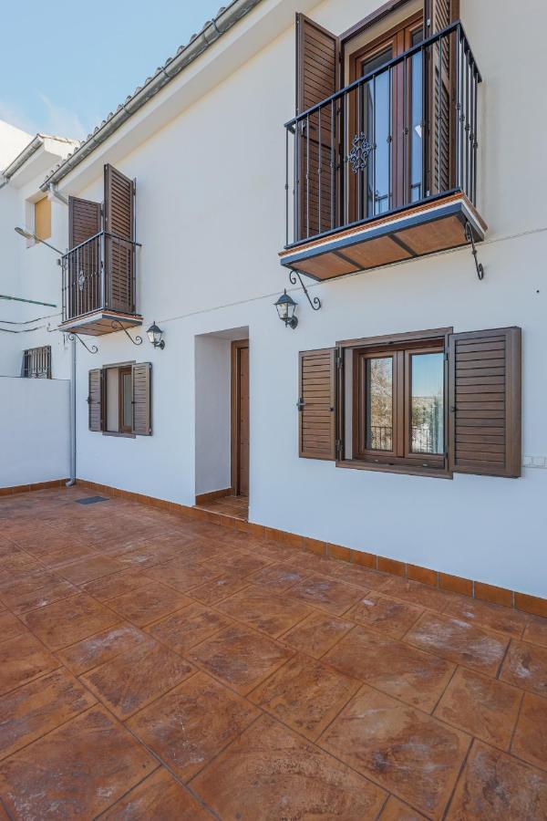 Fantastica Casa De 3 Bedroom Y 3 Banos - Casa De Relax- Montefrio Exterior photo